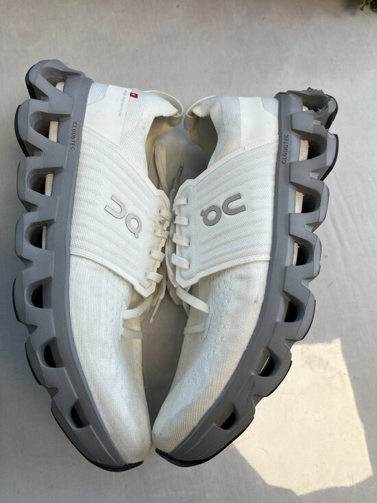 On Cloudswift 3 White Grey Men’s Running Shoes 11M Flawed main image 14